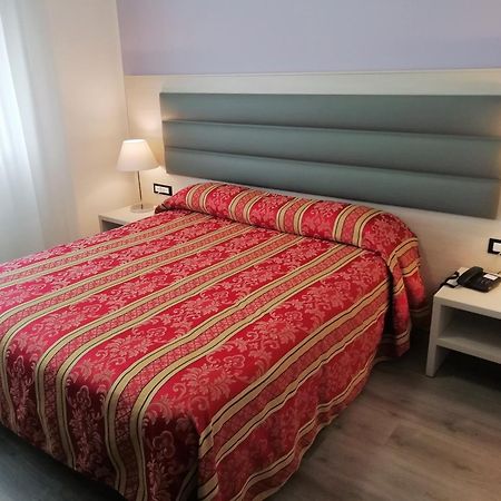 Hotel Kristall San Donà di Piave Eksteriør billede