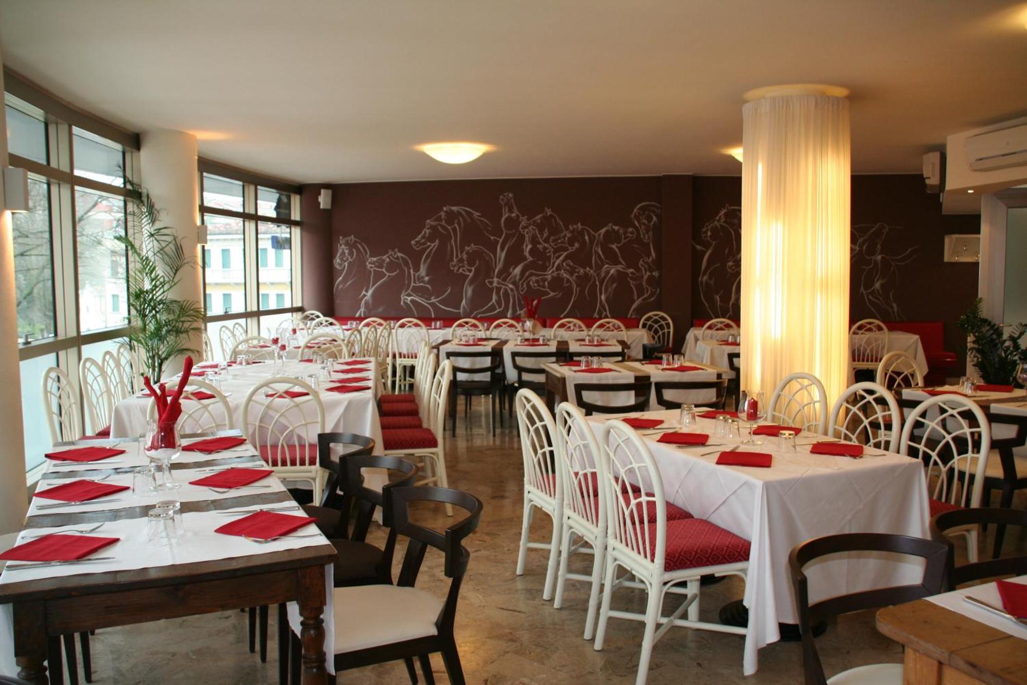 Hotel Kristall San Donà di Piave Eksteriør billede