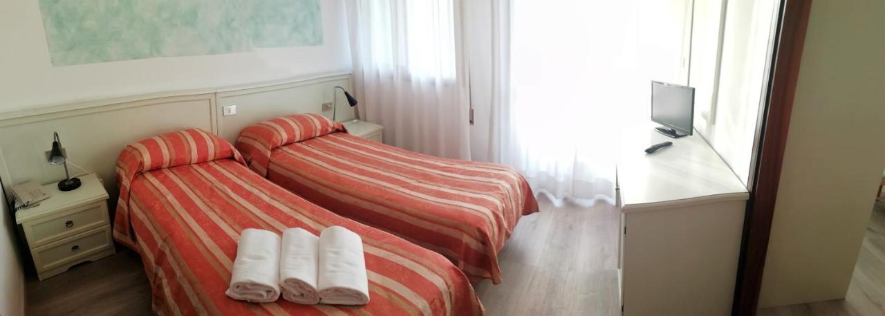 Hotel Kristall San Donà di Piave Eksteriør billede