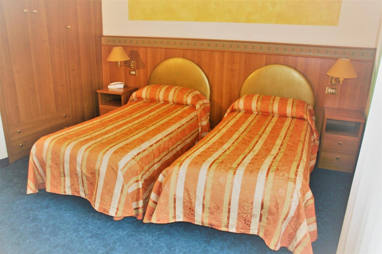 Hotel Kristall San Donà di Piave Eksteriør billede