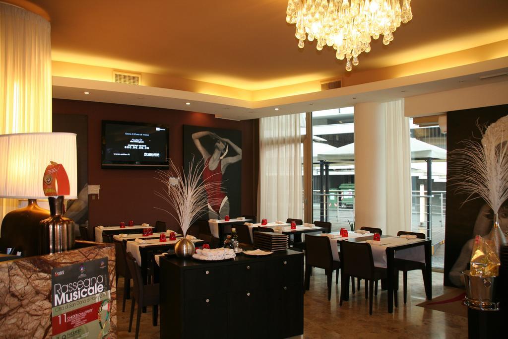 Hotel Kristall San Donà di Piave Eksteriør billede